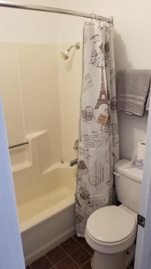 2 Queen Beds 135 Apartment